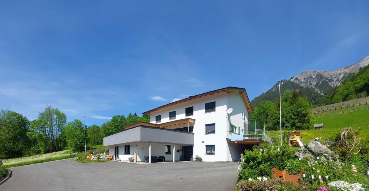 Apartamento Haus Bazigg Klösterle Exterior foto